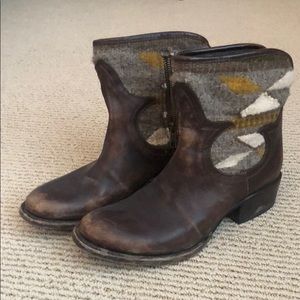 Freebird Cablo Booties